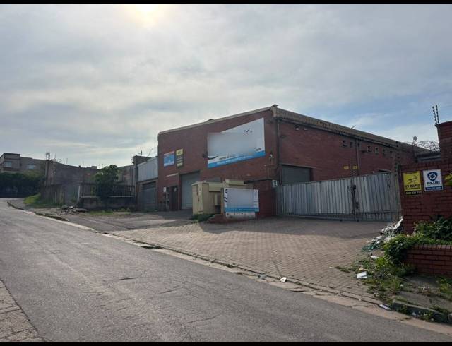 1,120M² MINI FACTORY FOR SALE IN UMBILO